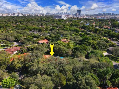 807 Jeronimo Dr, Coral Gables, FL 33146 photo 9