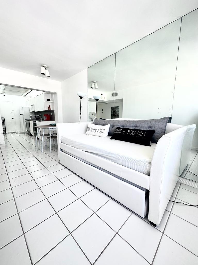 100 Lincoln Rd Unit 1025  