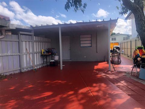 931 E 10th Pl, Hialeah, FL 33010 photo 4