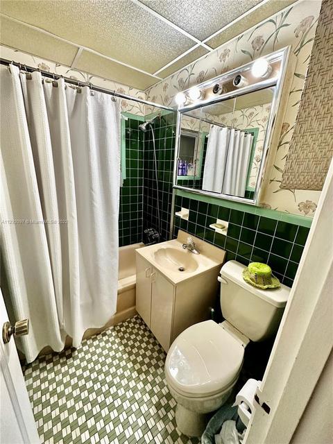 280 W 55th St, Hialeah, FL 33012 photo 7