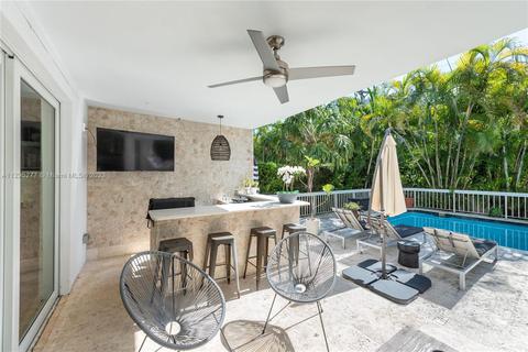 225 Harbor Dr, Key Biscayne, FL 33149 photo 13