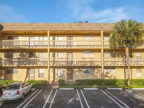 5841 NW 61st Ave #103, Tamarac, FL 33319