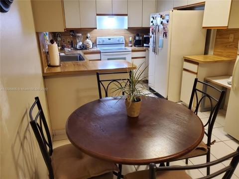 40 E 37th St, Hialeah, FL 33013 photo 5