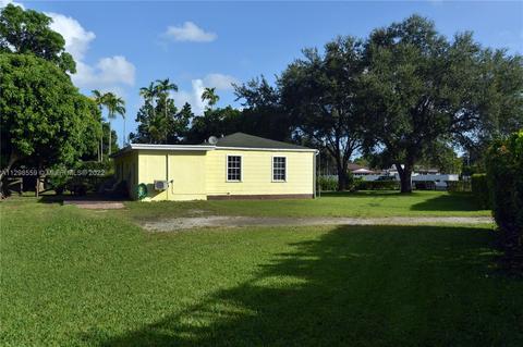 2 Elm Dr, Miami Springs, FL 33166 photo 10