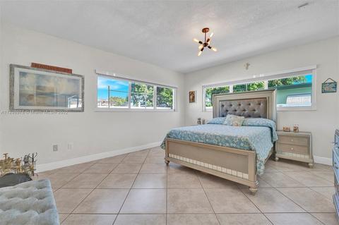 669 W 63rd Dr, Hialeah, FL 33012 photo 16