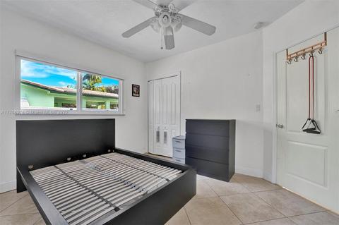 669 W 63rd Dr, Hialeah, FL 33012 photo 23