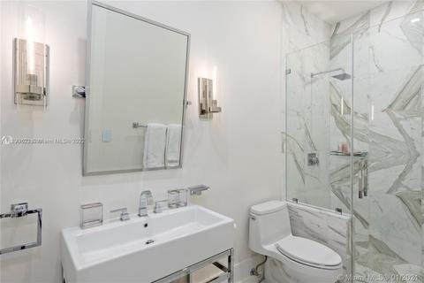 2575 Pine Tree Dr, Miami Beach, FL 33140 photo 23
