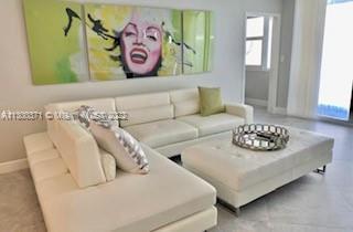 2030 S Ocean Dr #922, Hallandale Beach, FL 33009