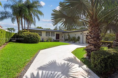 247 E Shore Dr, Miami, FL 33133 photo 1