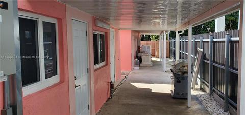 250 E 58th St, Hialeah, FL 33013 photo 2