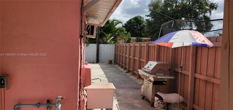 250 E 58th St, Hialeah, FL 33013 photo 6
