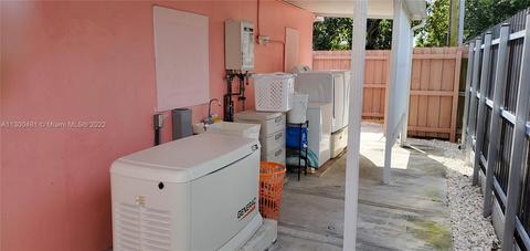 250 E 58th St, Hialeah, FL 33013 photo 4