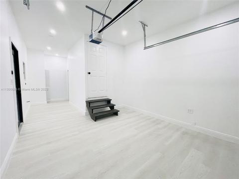 667 E 50th St, Hialeah, FL 33013 photo 18