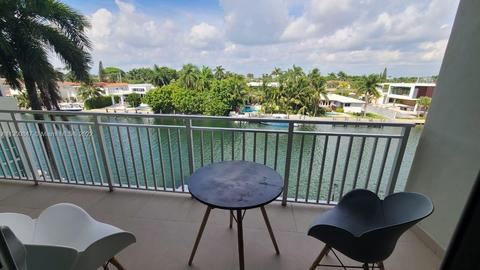 Undisclosed, Bay Harbor Islands, FL 33154