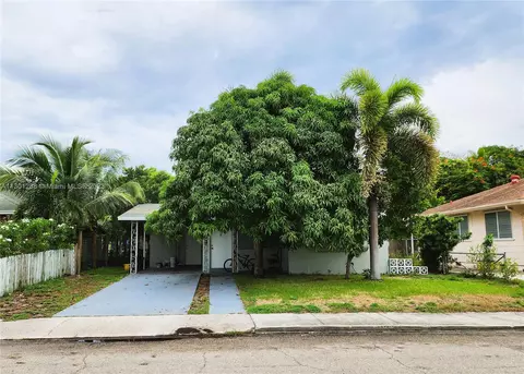 822 S C St, Lake Worth, FL 33460
