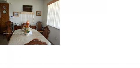 660 E 55th St, Hialeah, FL 33013 photo 5