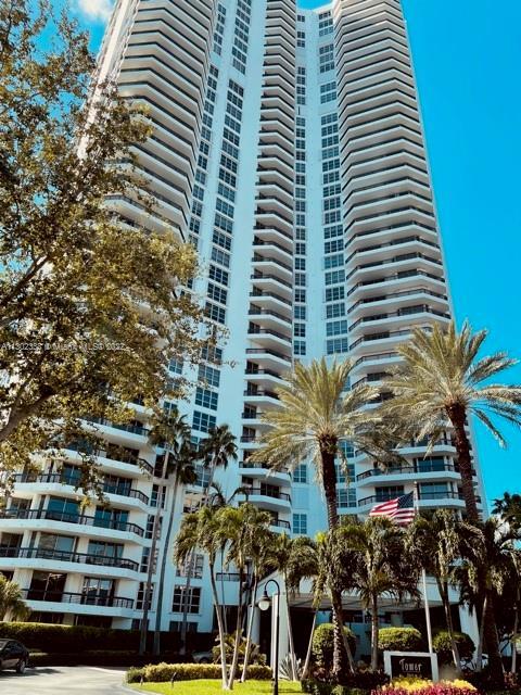 3500 Mystic Pointe Dr #3702, Aventura, FL 33180
