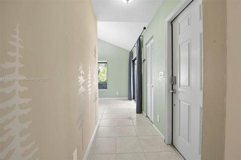 401 Summerwinds Ln, Jupiter, FL 33458 photo 8
