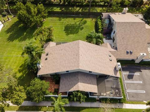 401 Summerwinds Ln, Jupiter, FL 33458 photo 2