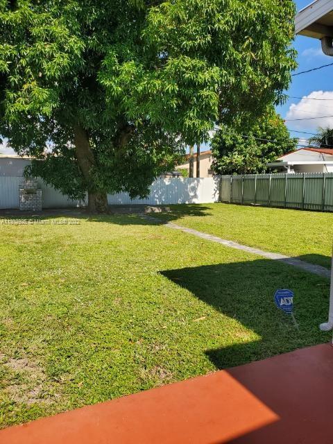 133 E 17th St, Hialeah, FL 33010 photo 11