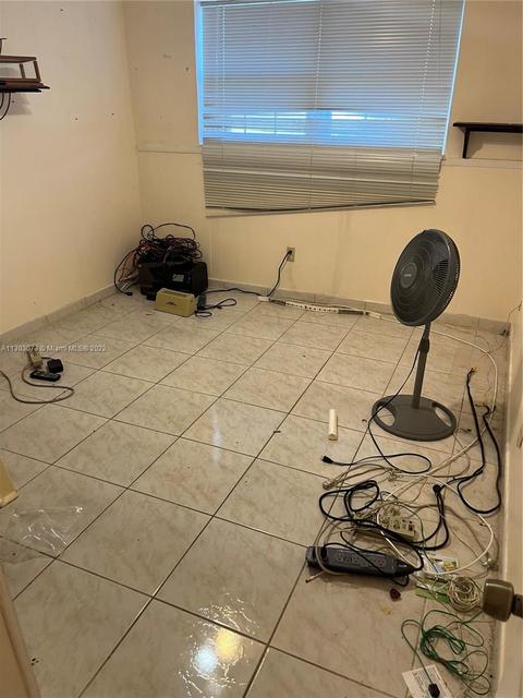 1855 W 73rd Pl, Hialeah, FL 33014 photo 9