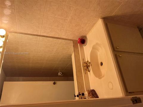 1855 W 73rd Pl, Hialeah, FL 33014 photo 17