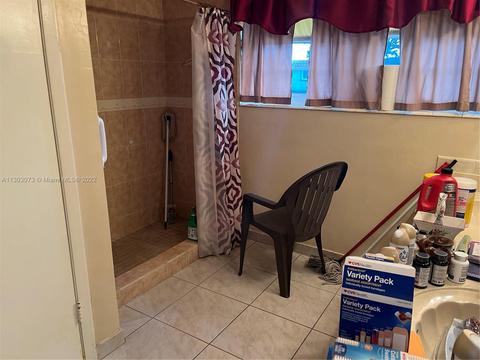 1855 W 73rd Pl, Hialeah, FL 33014 photo 11
