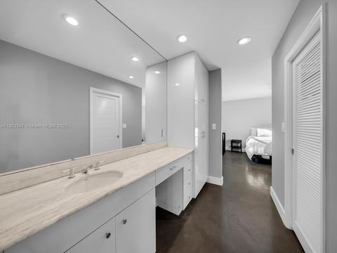 9030 SW 68th Ave, Pinecrest, FL 33156 photo 19