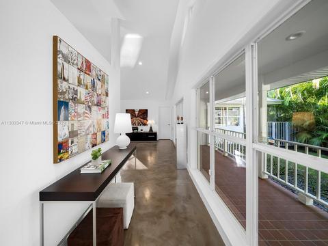 9030 SW 68th Ave, Pinecrest, FL 33156 photo 4