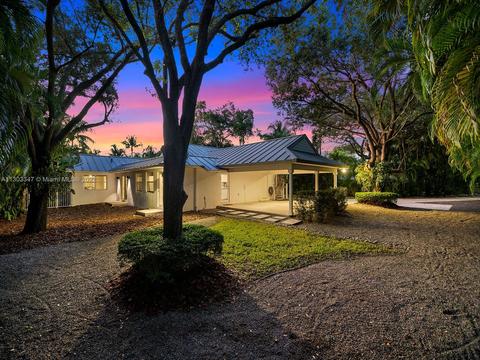 9030 SW 68th Ave, Pinecrest, FL 33156 photo 2