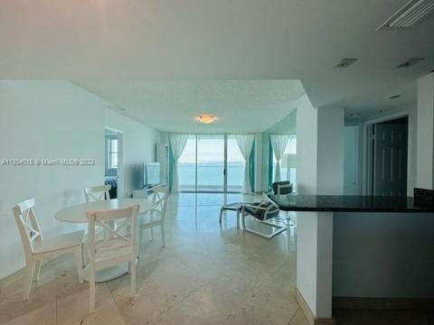 800 Claughton Island Dr #1403, Miami, FL 33131