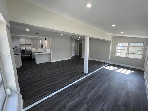 5665 E 2nd Ave, Hialeah, FL 33013 photo 9