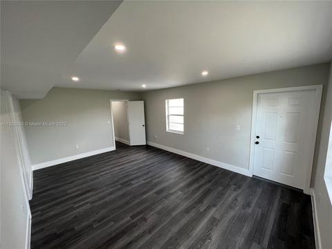 5665 E 2nd Ave, Hialeah, FL 33013 photo 20