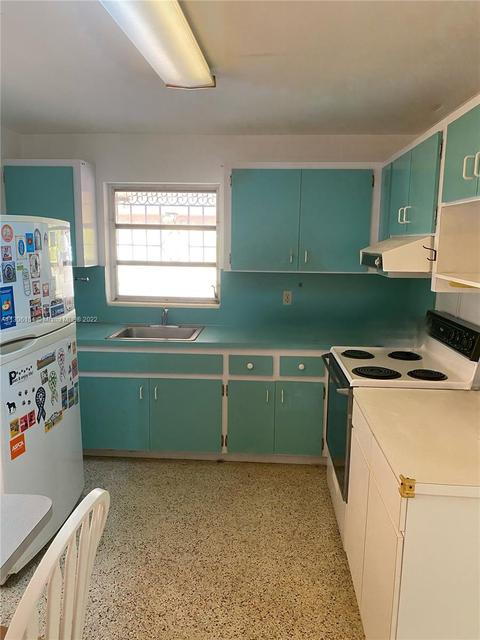 578 E 35th St, Hialeah, FL 33013 photo 13