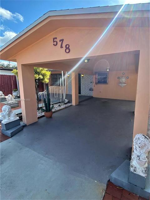 578 E 35th St, Hialeah, FL 33013 photo 5