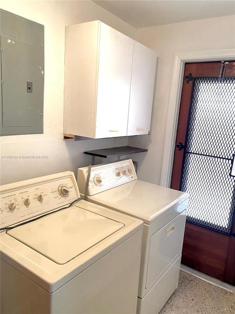 578 E 35th St, Hialeah, FL 33013 photo 11