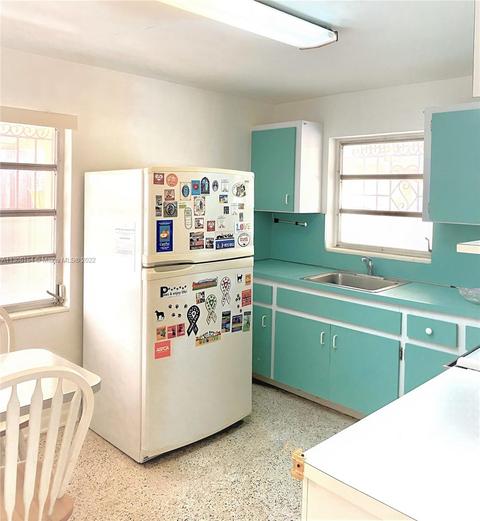 578 E 35th St, Hialeah, FL 33013 photo 12