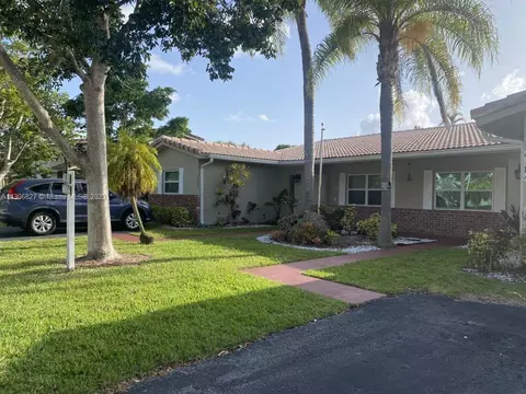 4080 Coral Springs Dr, Coral Springs, FL 33065