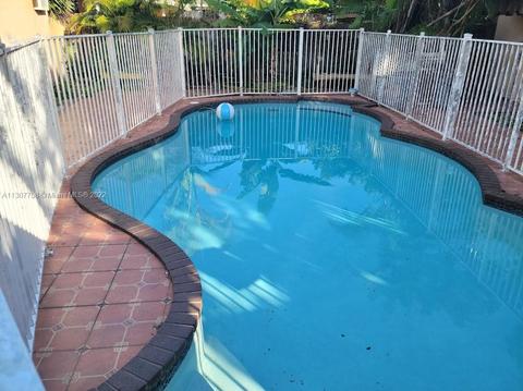 10 E 44th St, Hialeah, FL 33013 photo 5