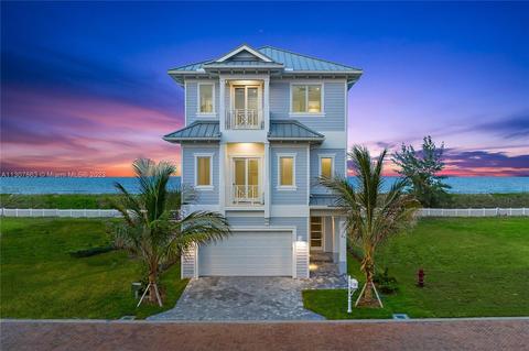 5136 Watersong Way S, Hutchinson Island, FL 34949