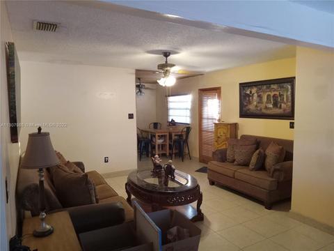 650 NE 1st Pl, Hialeah, FL 33010 photo 26