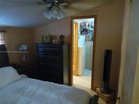 650 NE 1st Pl, Hialeah, FL 33010 photo 33