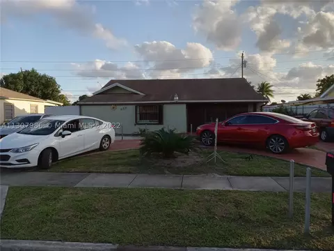650 NE 1st Pl, Hialeah, FL 33010 photo 1