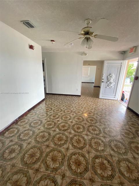 4183 E 8th Ct, Hialeah, FL 33013 photo 10