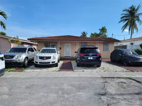 4183 E 8th Ct, Hialeah, FL 33013 photo 1