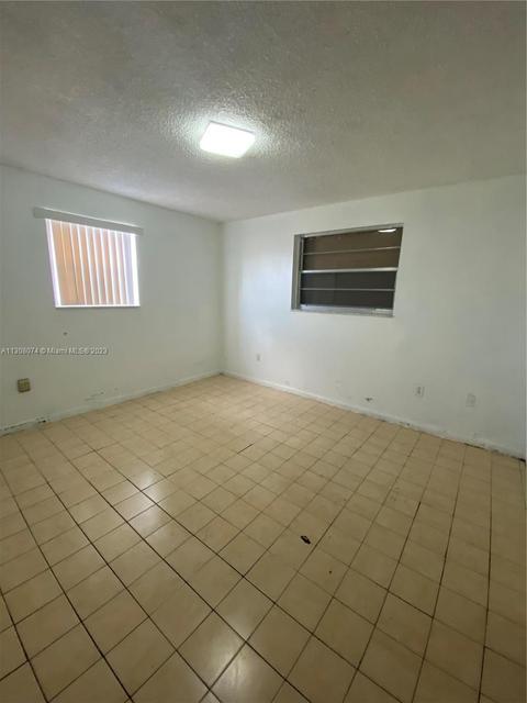 4183 E 8th Ct, Hialeah, FL 33013 photo 15