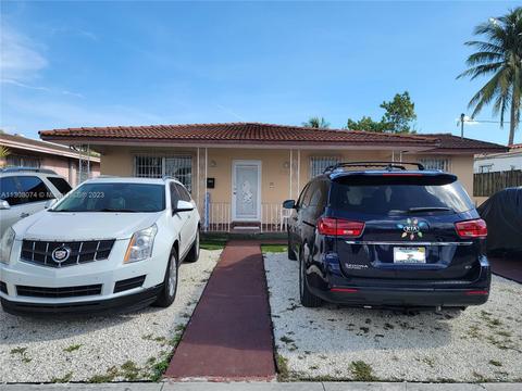4183 E 8th Ct, Hialeah, FL 33013 photo 2