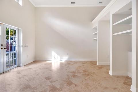 7090 W 5th Ave, Hialeah, FL 33014 photo 13