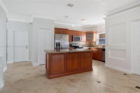 7090 W 5th Ave, Hialeah, FL 33014 photo 18