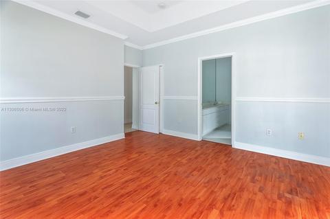 7090 W 5th Ave, Hialeah, FL 33014 photo 27